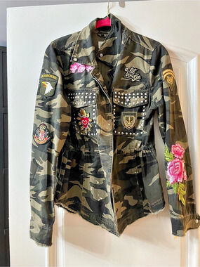 Jolt Women's Camo Studded Utility Jacket
